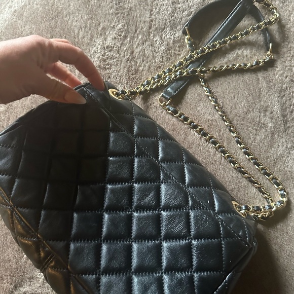 Michael Kors
Sloan leather hand bag - Picture 4 of 4